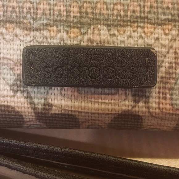 Sakroots crossbody wallet - Picture 4 of 8
